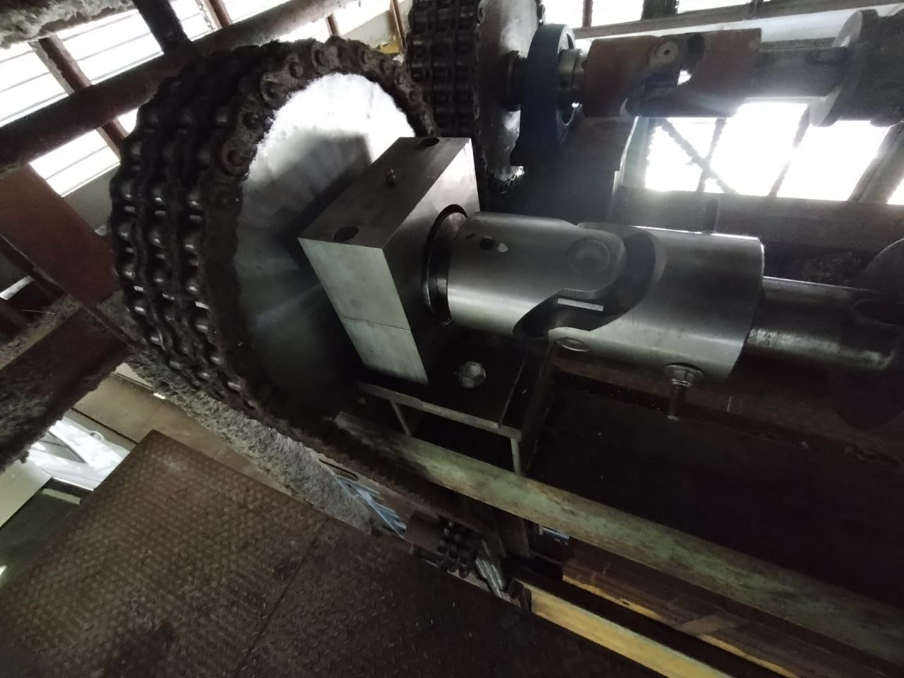 Stesso parcheggio dopo il revamping - componenti meccanici rinnovati e sistemi di trasmissione puliti